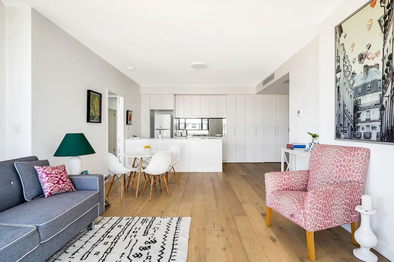 Bright Rockdale Escape Near Bayside Beaches Apartment